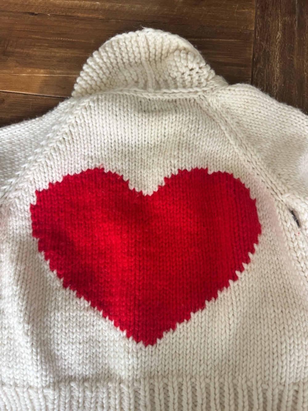 ♥️ GOGO Cream Knit short Cardigan with Red Heart Accent ♥️ - Picture 2 of 3